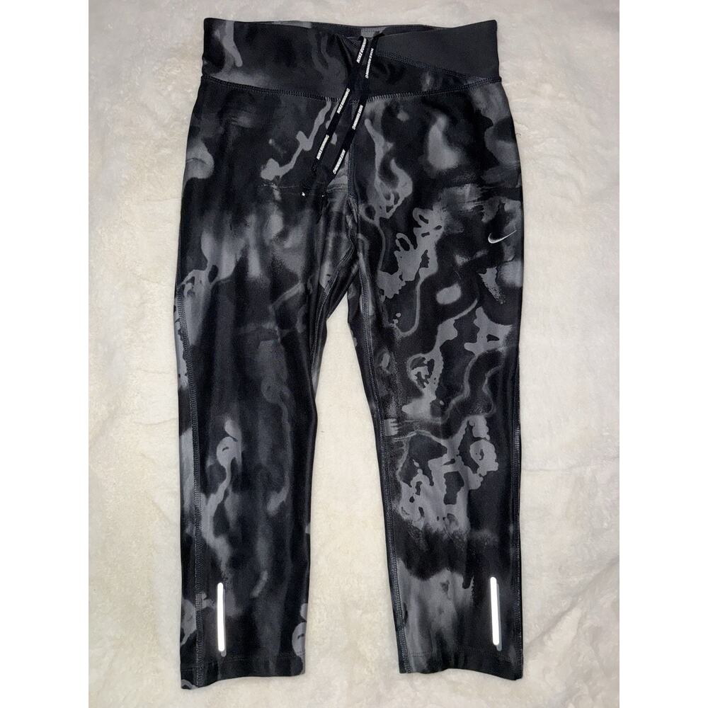 Nike Dri-FIT Womens XS Black Gray Camo Capri Running Leggings Reflective